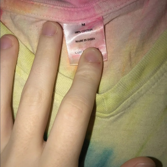 tie-dye t-shirt - Picture 3 of 3